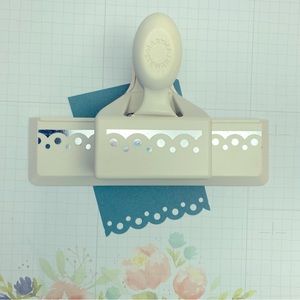 Martha Stewart Scallop Dot Edge Punch
